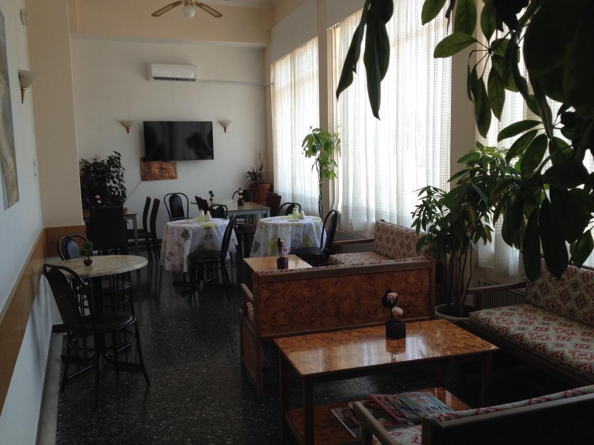 Aegli Hotel Афины Экстерьер фото
